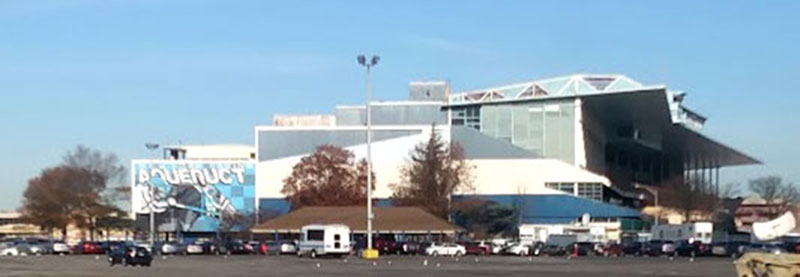 Aqueduct racetrack from the highway