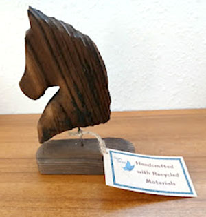 Reclaimed Wooden Horse Head Statue Reclaimed Wooden Horse Head Statue