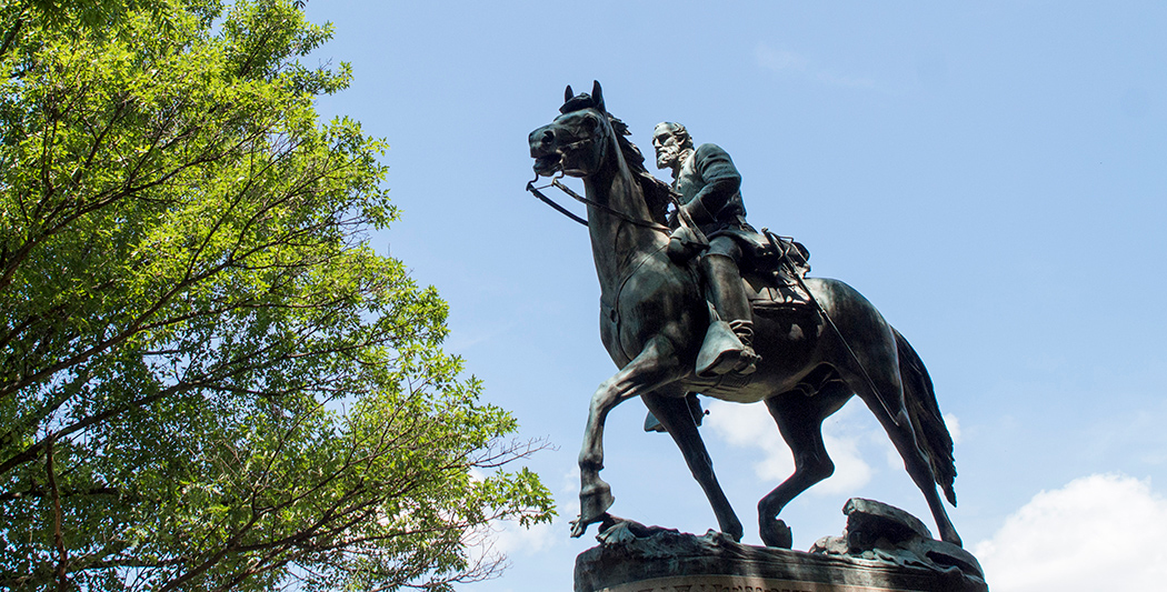 Stonewall Jackson on Little Sorrel by Charles Keck, Charlottesville, photo courtesy of C-ville.com Stonewall Jackson on Little Sorrel by Charles Keck, Charlottesville, photo courtesy of C-ville.com