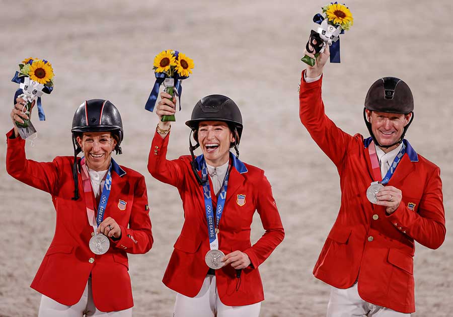 Team USA takes Show Jumping silver (Credit-FEI-KAI-FORSTERLING)